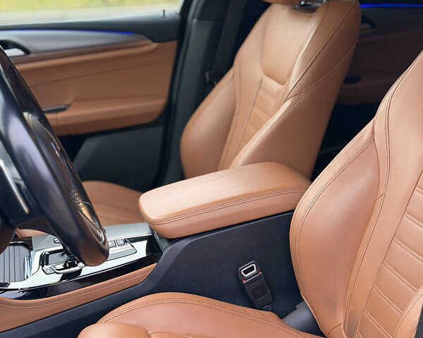 Белый БМВ Х4, объемом двигателя 2 л и пробегом 99 тыс. км за 40500 $, фото 83 на Automoto.ua