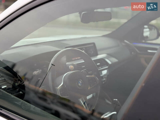 Белый БМВ Х4, объемом двигателя 2 л и пробегом 99 тыс. км за 40500 $, фото 78 на Automoto.ua