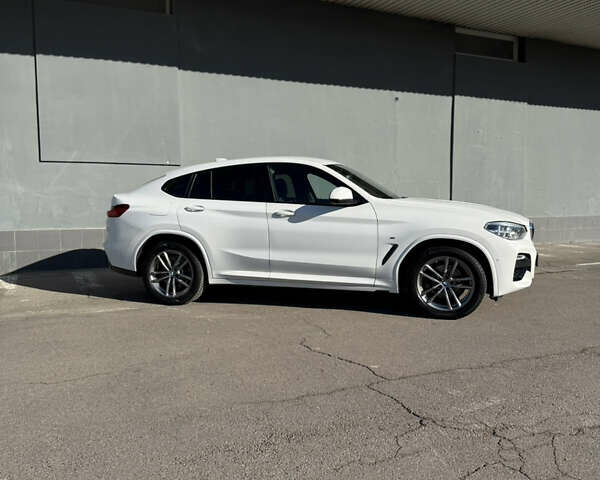 Белый БМВ Х4, объемом двигателя 2 л и пробегом 195 тыс. км за 36000 $, фото 2 на Automoto.ua