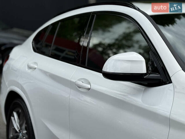 Білий БМВ Х4, об'ємом двигуна 2 л та пробігом 96 тис. км за 39000 $, фото 7 на Automoto.ua