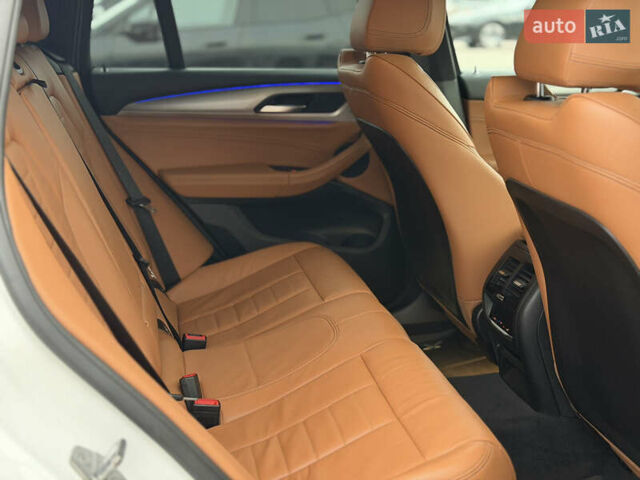 Белый БМВ Х4, объемом двигателя 2 л и пробегом 99 тыс. км за 40500 $, фото 50 на Automoto.ua