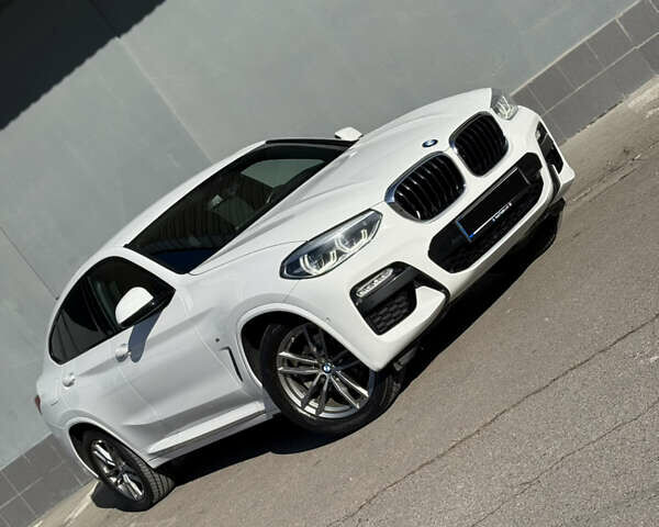 Белый БМВ Х4, объемом двигателя 2 л и пробегом 195 тыс. км за 36000 $, фото 1 на Automoto.ua