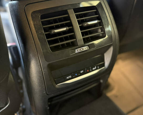 Белый БМВ Х4, объемом двигателя 2 л и пробегом 195 тыс. км за 36000 $, фото 25 на Automoto.ua