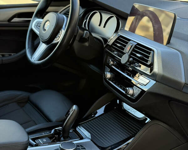 Белый БМВ Х4, объемом двигателя 2 л и пробегом 195 тыс. км за 36000 $, фото 21 на Automoto.ua