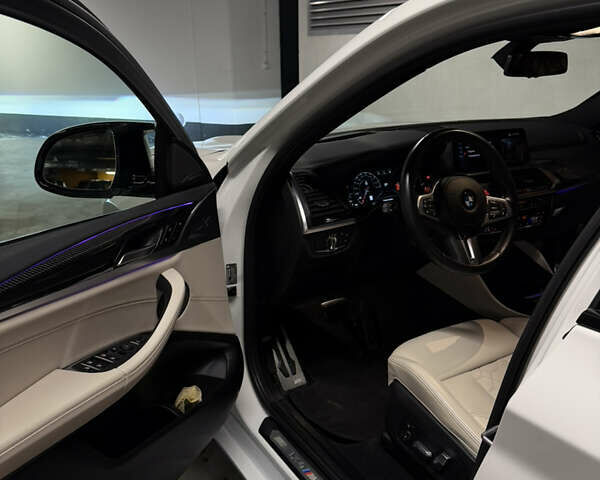 Белый БМВ Х4, объемом двигателя 2.99 л и пробегом 59 тыс. км за 48900 $, фото 6 на Automoto.ua