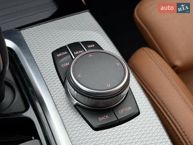 Белый БМВ Х4, объемом двигателя 2 л и пробегом 99 тыс. км за 40500 $, фото 102 на Automoto.ua