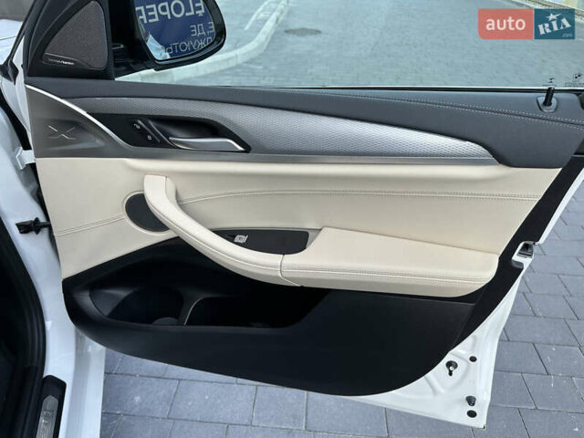 Белый БМВ Х4, объемом двигателя 2 л и пробегом 28 тыс. км за 47500 $, фото 19 на Automoto.ua