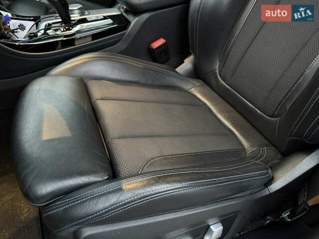 Білий БМВ Х4, об'ємом двигуна 2 л та пробігом 125 тис. км за 42900 $, фото 6 на Automoto.ua