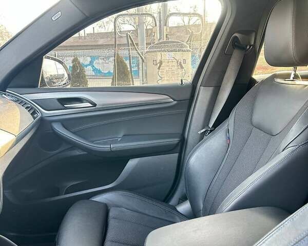 Белый БМВ Х4, объемом двигателя 2 л и пробегом 38 тыс. км за 42999 $, фото 12 на Automoto.ua