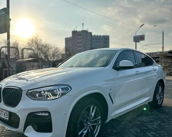 Белый БМВ Х4, объемом двигателя 2 л и пробегом 38 тыс. км за 42999 $, фото 5 на Automoto.ua