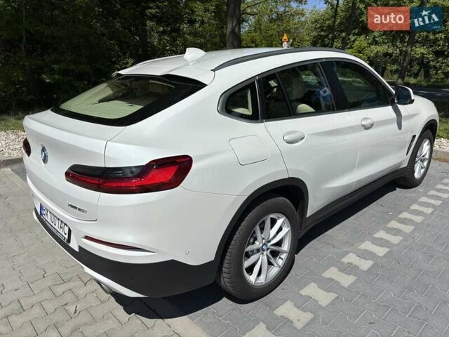 Белый БМВ Х4, объемом двигателя 2 л и пробегом 31 тыс. км за 45900 $, фото 8 на Automoto.ua