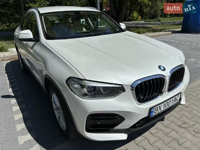 Белый БМВ Х4, объемом двигателя 2 л и пробегом 31 тыс. км за 45900 $, фото 5 на Automoto.ua