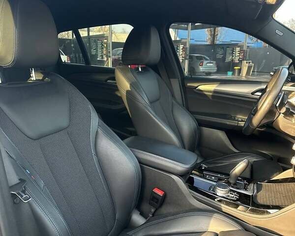 Белый БМВ Х4, объемом двигателя 2 л и пробегом 38 тыс. км за 42999 $, фото 15 на Automoto.ua