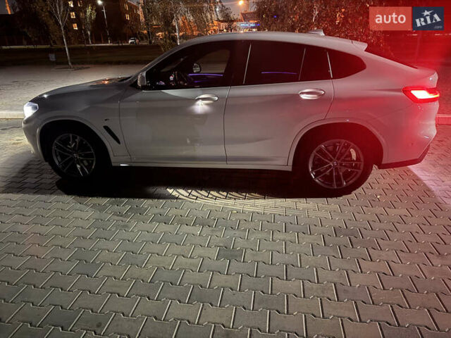 Белый БМВ Х4, объемом двигателя 2 л и пробегом 81 тыс. км за 49900 $, фото 10 на Automoto.ua