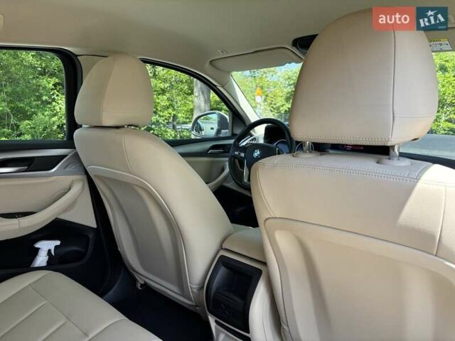 Белый БМВ Х4, объемом двигателя 2 л и пробегом 31 тыс. км за 45900 $, фото 20 на Automoto.ua