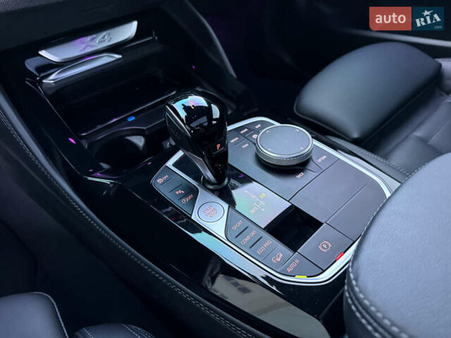 Білий БМВ Х4, об'ємом двигуна 2 л та пробігом 13 тис. км за 53500 $, фото 40 на Automoto.ua