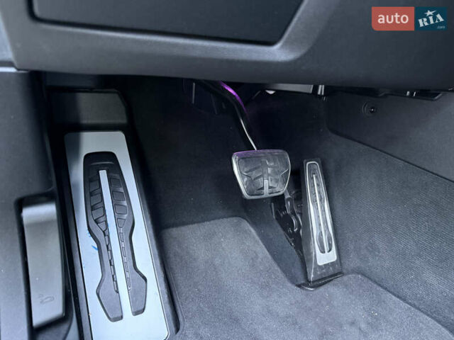 Белый БМВ Х4, объемом двигателя 2 л и пробегом 13 тыс. км за 51500 $, фото 47 на Automoto.ua