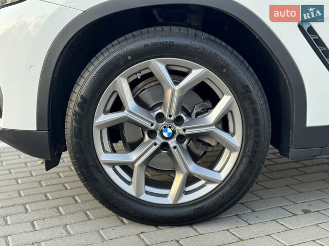 Білий БМВ Х4, об'ємом двигуна 2 л та пробігом 33 тис. км за 43000 $, фото 13 на Automoto.ua