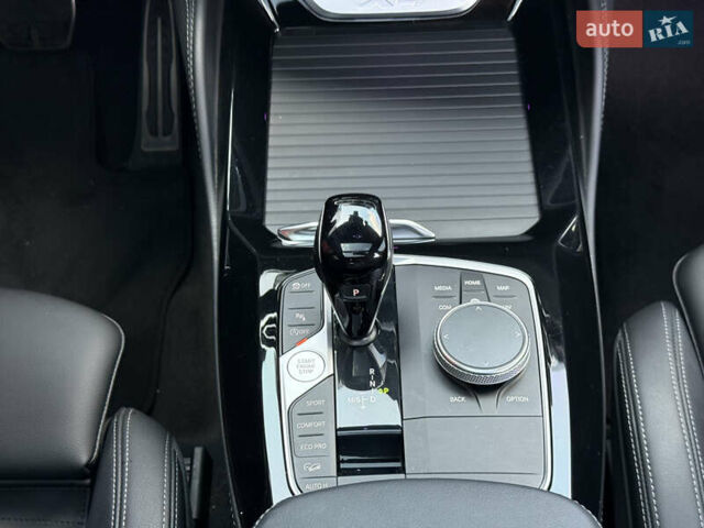Белый БМВ Х4, объемом двигателя 2 л и пробегом 12 тыс. км за 55999 $, фото 38 на Automoto.ua