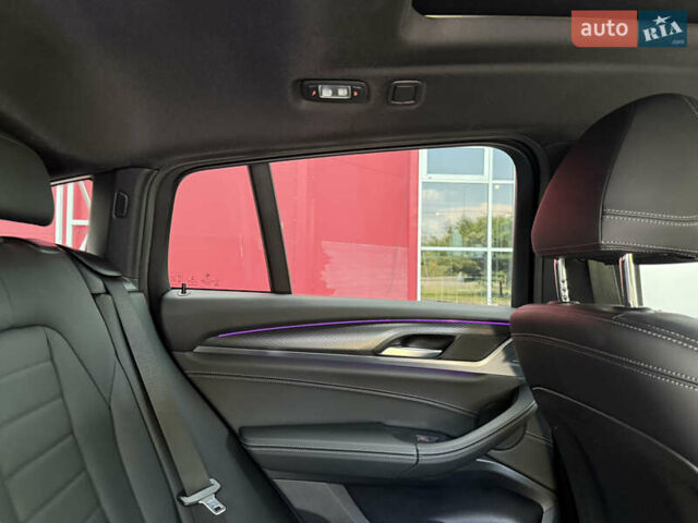 Белый БМВ Х4, объемом двигателя 2 л и пробегом 12 тыс. км за 55999 $, фото 23 на Automoto.ua
