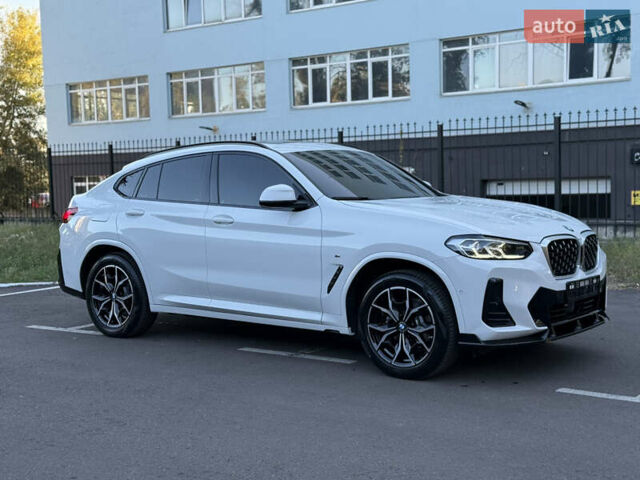 Белый БМВ Х4, объемом двигателя 2 л и пробегом 13 тыс. км за 51500 $, фото 8 на Automoto.ua
