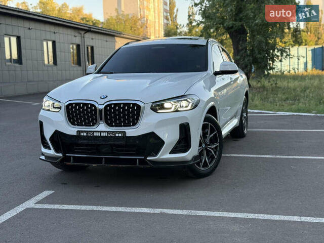 БМВ Х4 2022 у Києві на Automoto.ua Білий БМВ Х4, об'ємом двигуна 2 л та пробігом 13 тис. км за 54500 $, фото 1 на Automoto.ua
