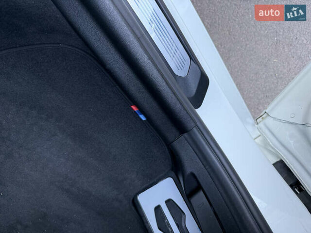 Білий БМВ Х4, об'ємом двигуна 2 л та пробігом 13 тис. км за 53500 $, фото 44 на Automoto.ua