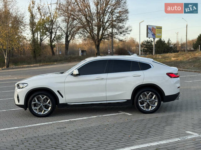 Білий БМВ Х4, об'ємом двигуна 2 л та пробігом 33 тис. км за 43000 $, фото 5 на Automoto.ua