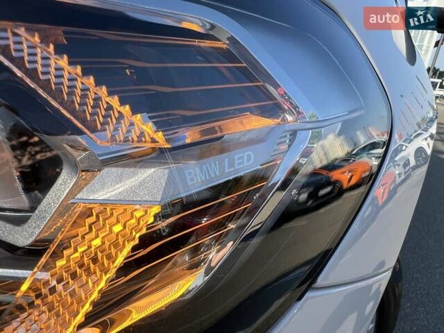 Белый БМВ Х4, объемом двигателя 2 л и пробегом 94 тыс. км за 46736 $, фото 8 на Automoto.ua