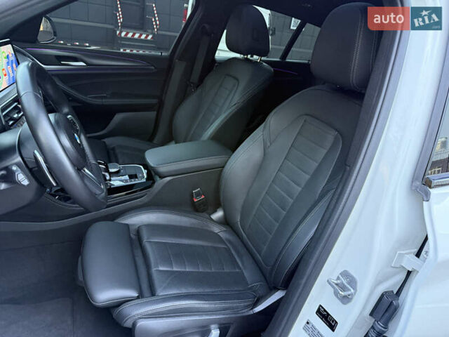 Білий БМВ Х4, об'ємом двигуна 2 л та пробігом 13 тис. км за 53500 $, фото 43 на Automoto.ua