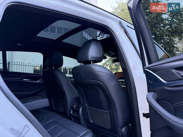БМВ Х4 2022 у Києві на Automoto.ua Білий БМВ Х4, об'ємом двигуна 2 л та пробігом 13 тис. км за 54500 $, фото 34 на Automoto.ua