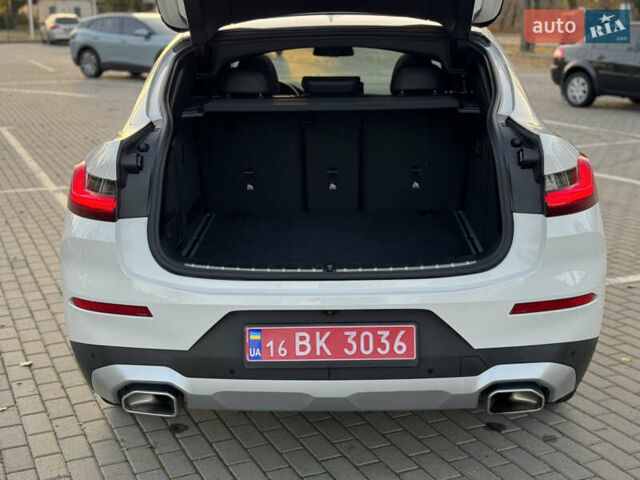 Білий БМВ Х4, об'ємом двигуна 2 л та пробігом 33 тис. км за 43000 $, фото 30 на Automoto.ua