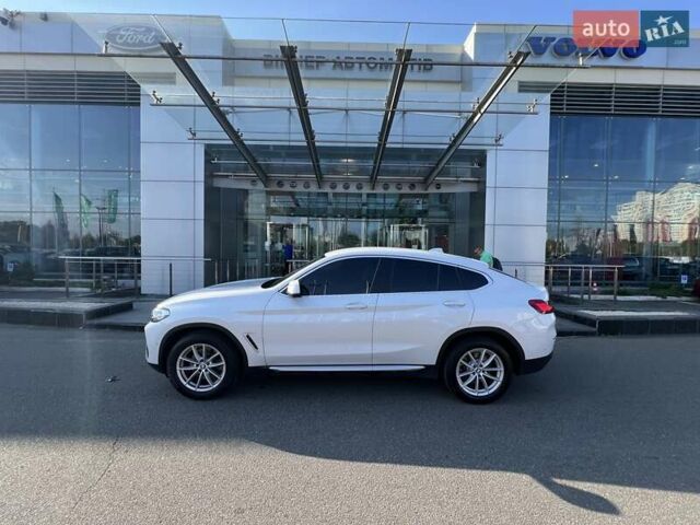 Белый БМВ Х4, объемом двигателя 2 л и пробегом 94 тыс. км за 46736 $, фото 2 на Automoto.ua