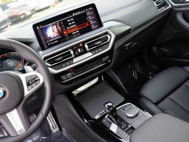 БМВ Х4 2023 в Тернополе на Automoto.ua Белый БМВ Х4, объемом двигателя 2 л и пробегом 23 тыс. км за 20900 $, фото 6 на Automoto.ua