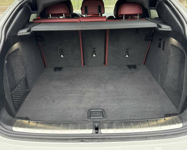 Белый БМВ Х4, объемом двигателя 3 л и пробегом 31 тыс. км за 55000 $, фото 25 на Automoto.ua