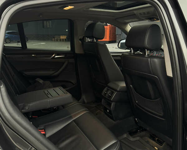 БМВ Х4 2014 в Киеве на Automoto.ua Черный БМВ Х4, объемом двигателя 2 л и пробегом 131 тыс. км за 24500 $, фото 17 на Automoto.ua