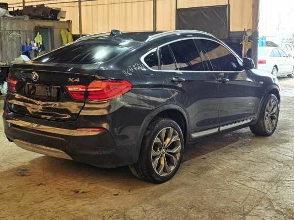 Черный БМВ Х4, объемом двигателя 2 л и пробегом 148 тыс. км за 6500 $, фото 4 на Automoto.ua