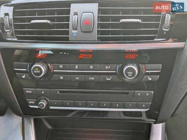 Черный БМВ Х4, объемом двигателя 2 л и пробегом 95 тыс. км за 20850 $, фото 50 на Automoto.ua