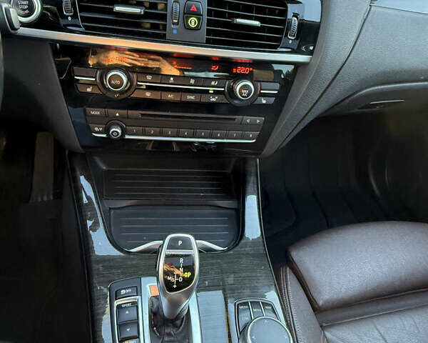 Чорний БМВ Х4, об'ємом двигуна 2 л та пробігом 97 тис. км за 25500 $, фото 11 на Automoto.ua