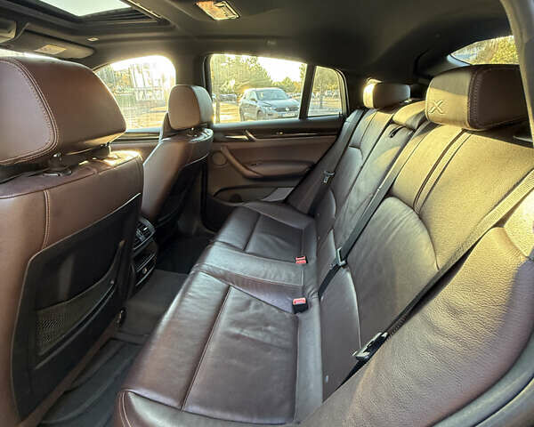 Чорний БМВ Х4, об'ємом двигуна 2 л та пробігом 97 тис. км за 25500 $, фото 12 на Automoto.ua