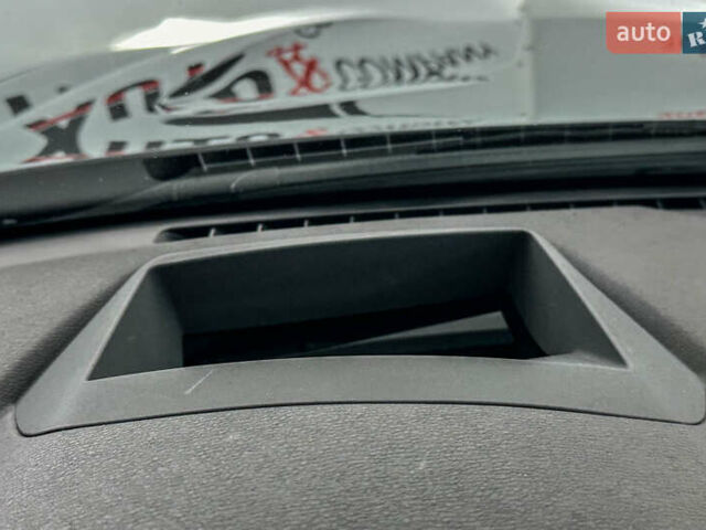 Черный БМВ Х4, объемом двигателя 2.99 л и пробегом 225 тыс. км за 30950 $, фото 45 на Automoto.ua