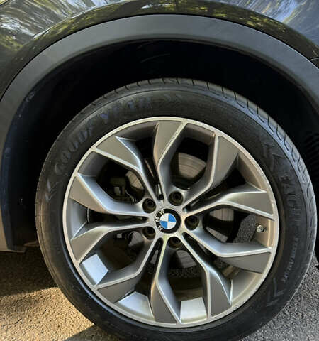 Черный БМВ Х4, объемом двигателя 2 л и пробегом 171 тыс. км за 27700 $, фото 8 на Automoto.ua