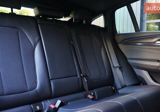 Черный БМВ Х4, объемом двигателя 2 л и пробегом 103 тыс. км за 44999 $, фото 45 на Automoto.ua
