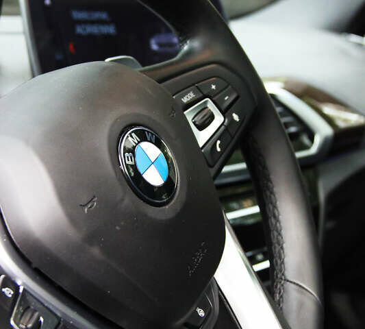 Черный БМВ Х4, объемом двигателя 2 л и пробегом 65 тыс. км за 39990 $, фото 13 на Automoto.ua