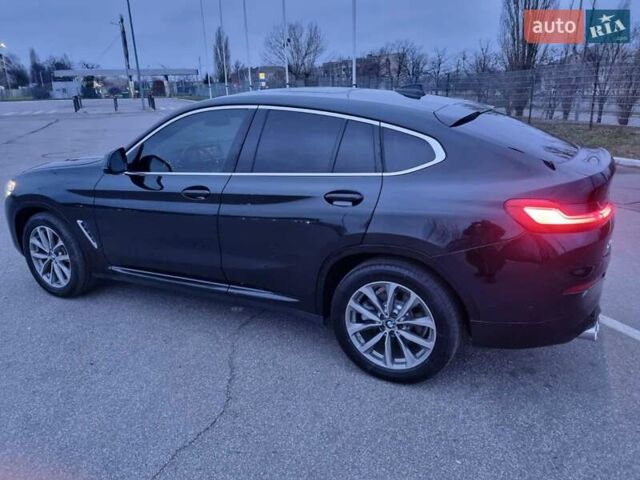 Чорний БМВ Х4, об'ємом двигуна 2 л та пробігом 96 тис. км за 40000 $, фото 9 на Automoto.ua