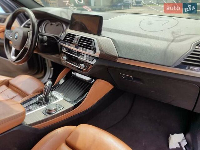 Черный БМВ Х4, объемом двигателя 2 л и пробегом 210 тыс. км за 24000 $, фото 13 на Automoto.ua