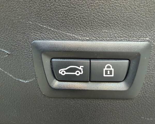 Черный БМВ Х4, объемом двигателя 3 л и пробегом 136 тыс. км за 41000 $, фото 16 на Automoto.ua