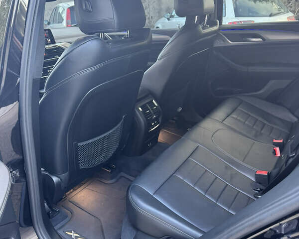 БМВ Х4 2019 в Воловце на Automoto.ua Черный БМВ Х4, объемом двигателя 3 л и пробегом 77 тыс. км за 45500 $, фото 14 на Automoto.ua