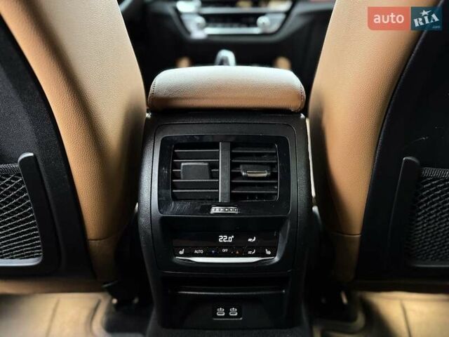 Черный БМВ Х4, объемом двигателя 3 л и пробегом 27 тыс. км за 42500 $, фото 52 на Automoto.ua