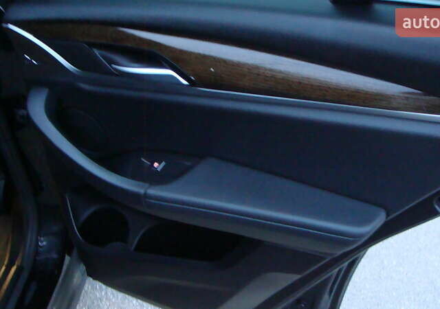 Чорний БМВ Х4, об'ємом двигуна 2 л та пробігом 96 тис. км за 40000 $, фото 24 на Automoto.ua